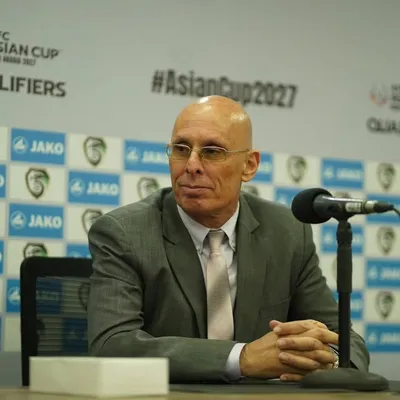 Stephen Constantine profile