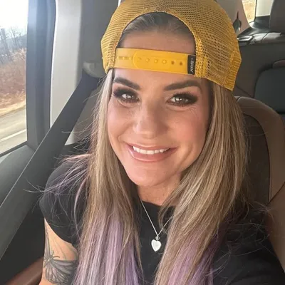 Stephie Reeves O'Leary profile