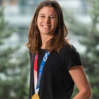 Stephanie Labbé profile
