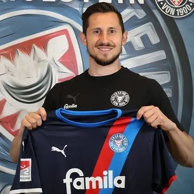 Steven Skrzybski Fanseite🔵⚪️🔴 profile