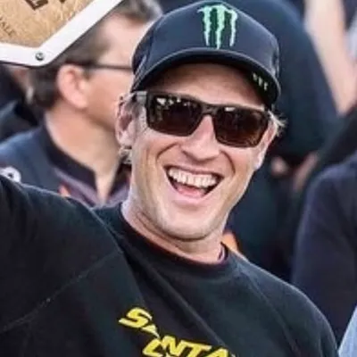 Steve Peat profile