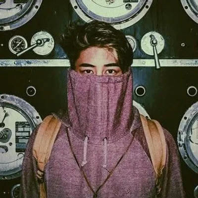 Ronin Ackerman profile