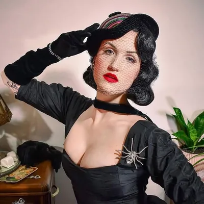 Stevie Rosalie | hair artist profile