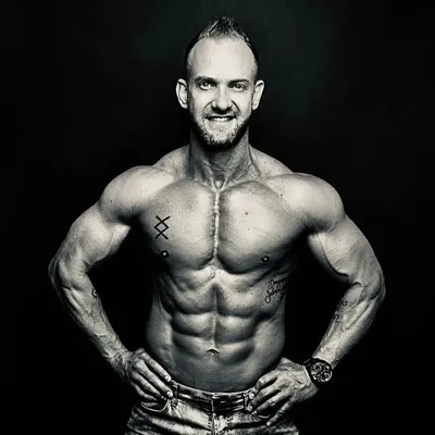 Stiaan Ras profile