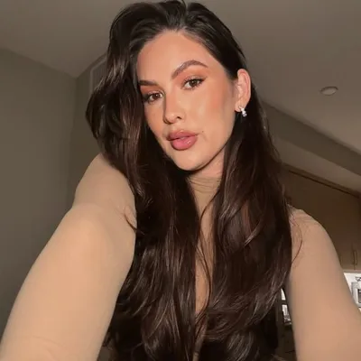 Adriana Christine profile