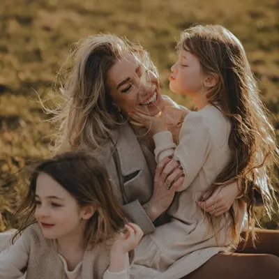 SANDRA | Twinmom | Interior profile