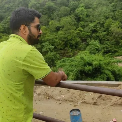 Anshul Saini • Finance profile