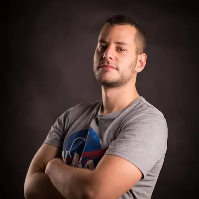Paksi Bence | Strange Contrast Photography profile