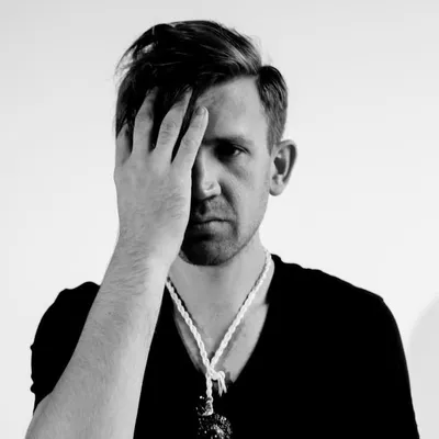 Stuart Semple profile