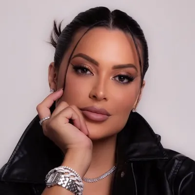 VANESSA FERREIRA profile