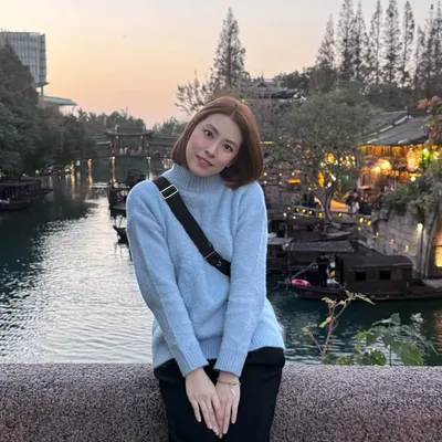 Stwo Lee profile