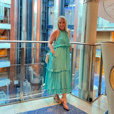 Jennifer ~ styling, fashion profile
