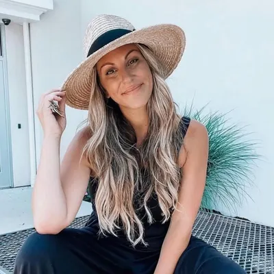 Dayna Ferraro profile