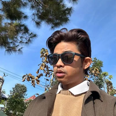 บ่าวต๊อบ อยากแต่งตัวเป็น profile