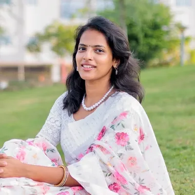 Srinidhi | Styling | Content Creator profile