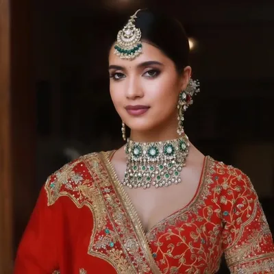 Luxury Bridal Makeup Artist Dubai & Worldwide - Samaira Wallani profile