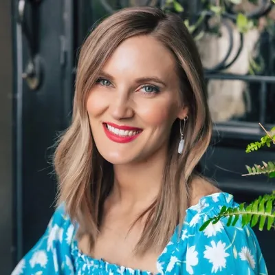 Caroline profile