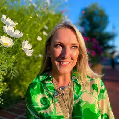 Ruth Stiefel-Designer/Stylist profile