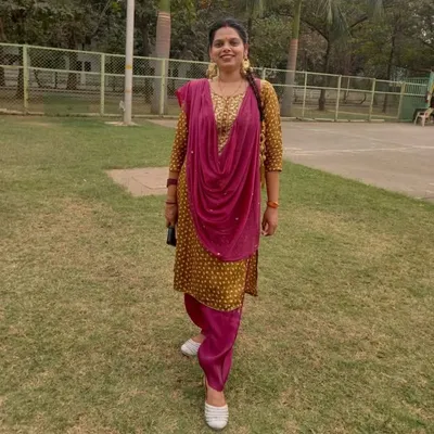Anveshika Deepak Prajapati profile