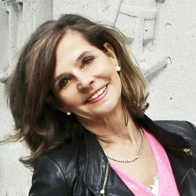 Fashion Travel Lifestyle Beauty profile