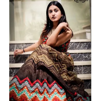 Isha Dhamija profile