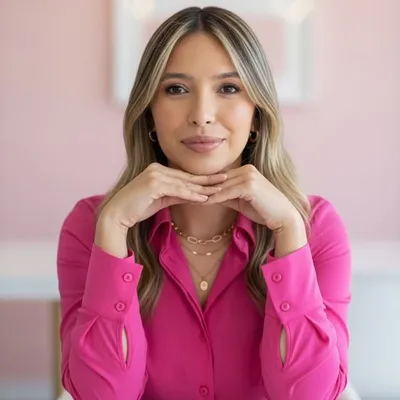 Su Bueno - Beauty profile