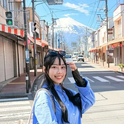 Mina彤彤💛美食旅遊日記⸝⸝ profile