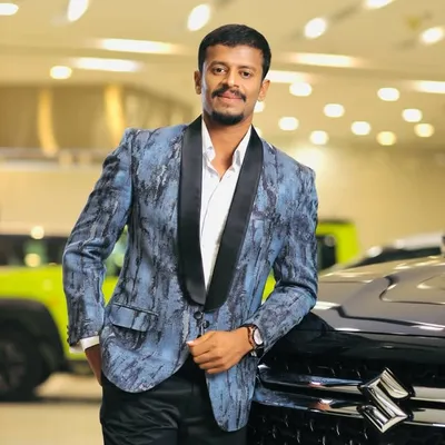 Subhranshu Senapatiđź’« profile