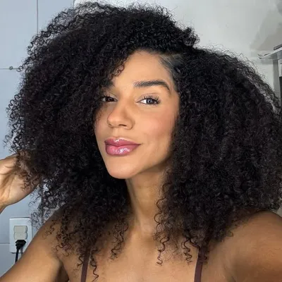 Suelen Rocha ✨ profile