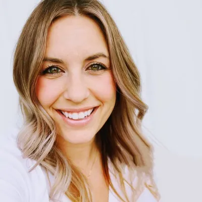 Sarah Harmsen 🌳SUGARMAPLEnotes profile