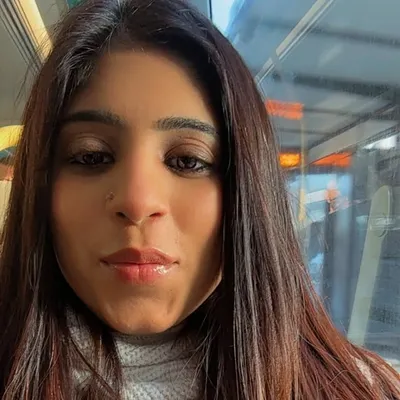 Suhani Abbi profile