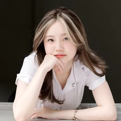 Sujira Assawaponganan profile
