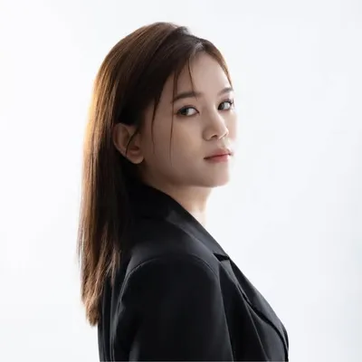Suki Lee profile