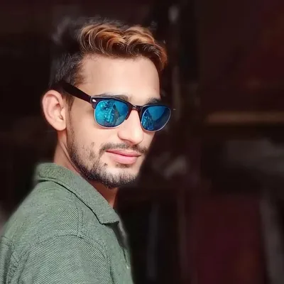 Sultan Mirza profile