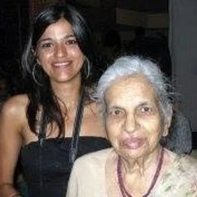 Sumakshi Singh profile