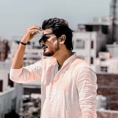 سمت سخرکر🧐 profile