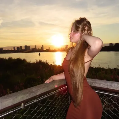S U M M E R de S N O O profile