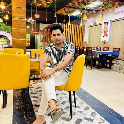Thekedar🦅 profile