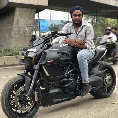 Sunil Gupta profile