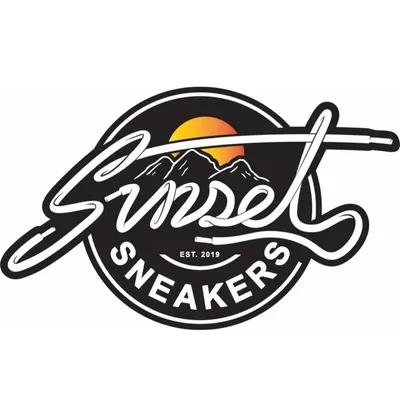 Sunset Sneakers🌄 profile