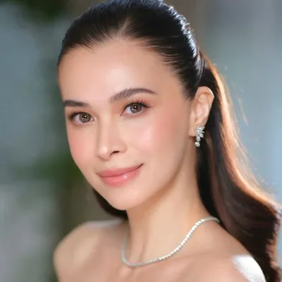 Sunshine Cruz profile