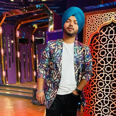 ๐๐๐๐๐ ๐๐๐๐๐ (Manish Dahri) profile
