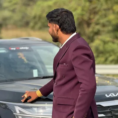 SURAJ_09💫 profile
