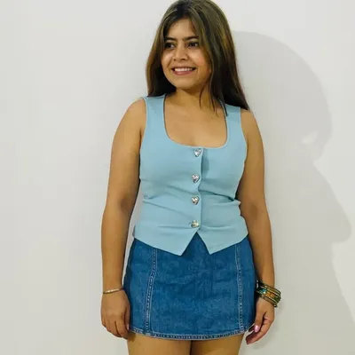 Surbhi Khurana profile