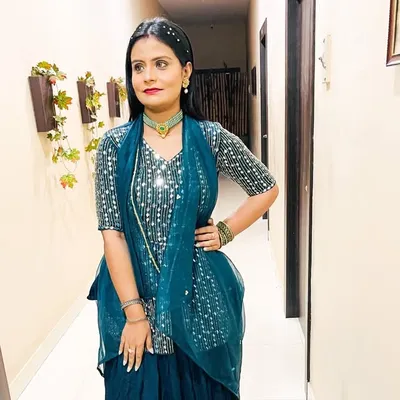 Surbhi profile