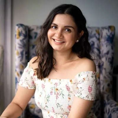 Surbhi kapil dhyani profile