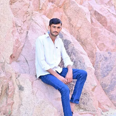Suresh Jakhar profile