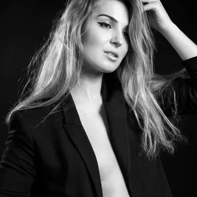 ZUZANNA KMIECIK profile