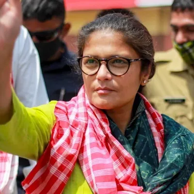 Sushmita Dev profile