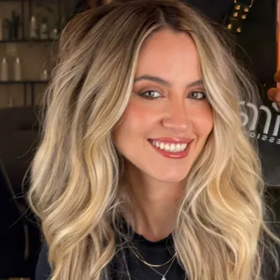 Suellen Oliveira profile